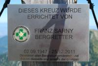 Gedenktafel Franz Sarny am Weinasch-Gipfelkreuz
